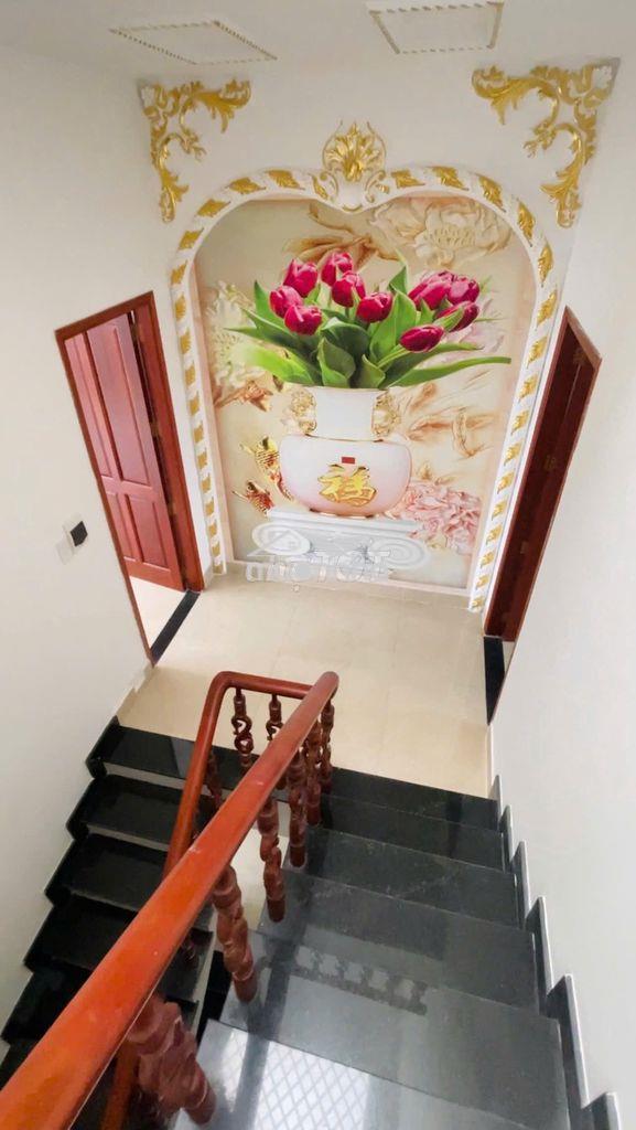 2tỷ có biệt thự 4 tầng gần vin hóc môn-ql22, chợ,trường học,ubnd,bv,.. - 4