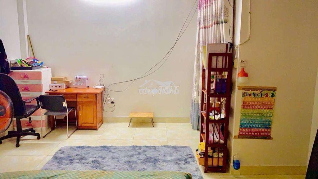 Siêu phẩm ngang khủng 5m - bình tân - 2 tầng - hxh - chỉ 4 tỷ nhỏ xíu - 2