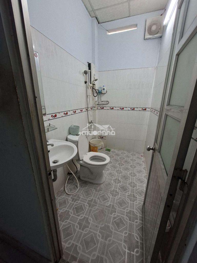 Cho thuê phòng full nội thất 4 triệu. dg oto.  nguyên tầng 1 - 3