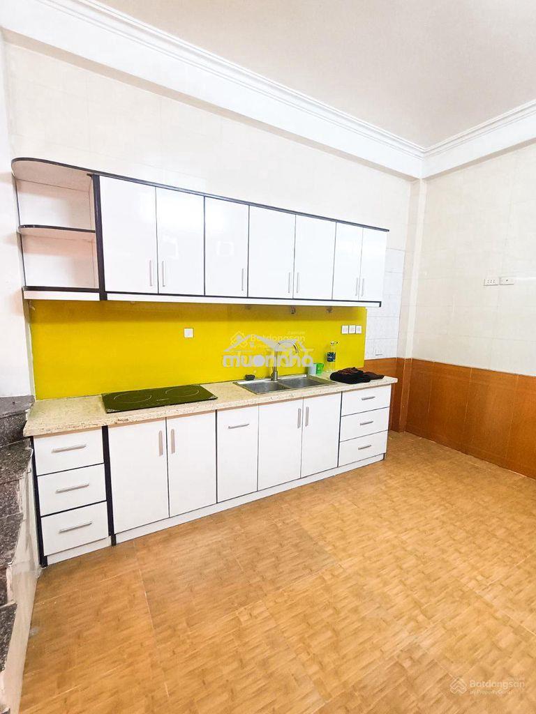 Cho thuê căn nhà 40m2 x 5 tầng/17 triệu - ngõ 146 trung kính, cầu giấy - 3