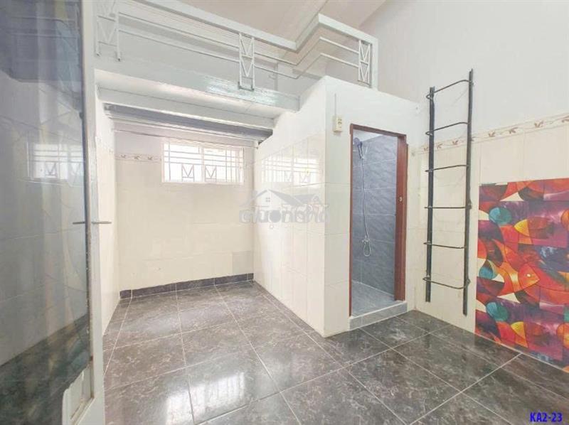 Sẵn phòng duplex gần ngã 4 bảy hển