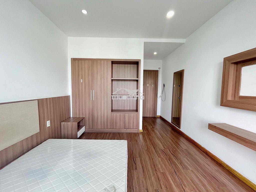 Căn hôm mini ban công sát city land-có bãi đậu ô tô - 2