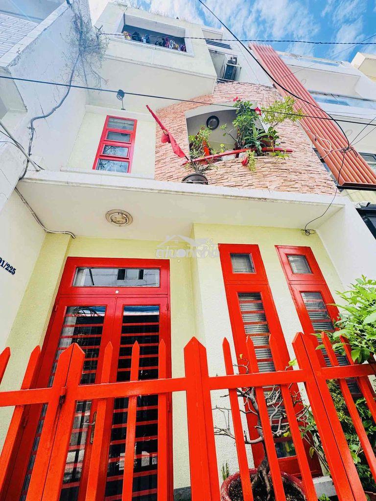Nhà 4 tầng huỳnh văn bánh, p13, phú nhuận - 52m2 vuông vức, ở ngay