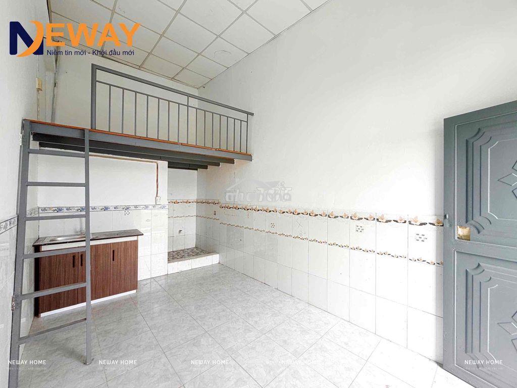 Dãy trệt mới xây gác cao ngay khu công nghiệp vĩnh lộc - 2