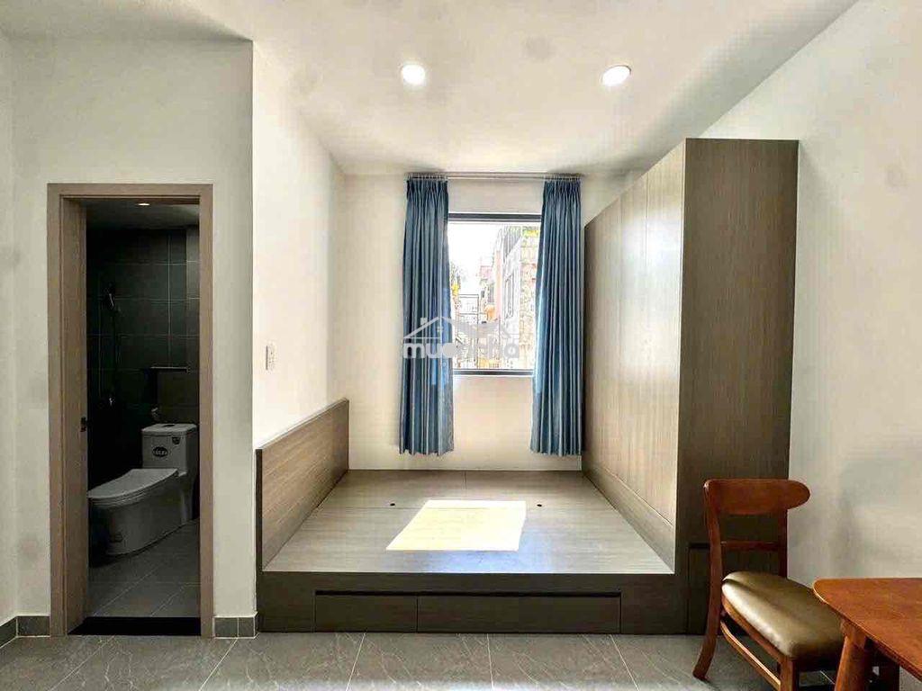 Studio cửa sổ trời gần parc mall có thang máy full nội thất - 4