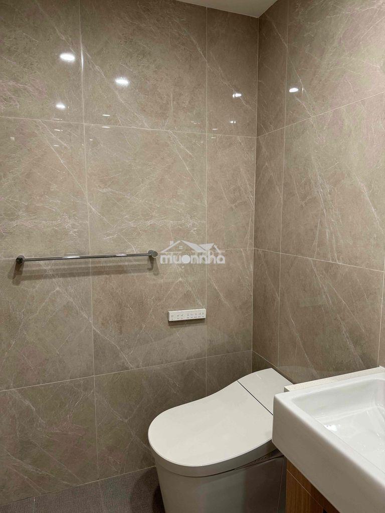 Căn hộ 2pn, 70m2, khu cao cấp khép kín masteri centre point quận 9 - 2