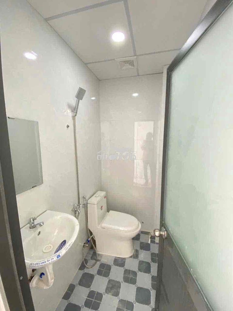 Cần bán nhà chính chủ qlộ 50 - 3