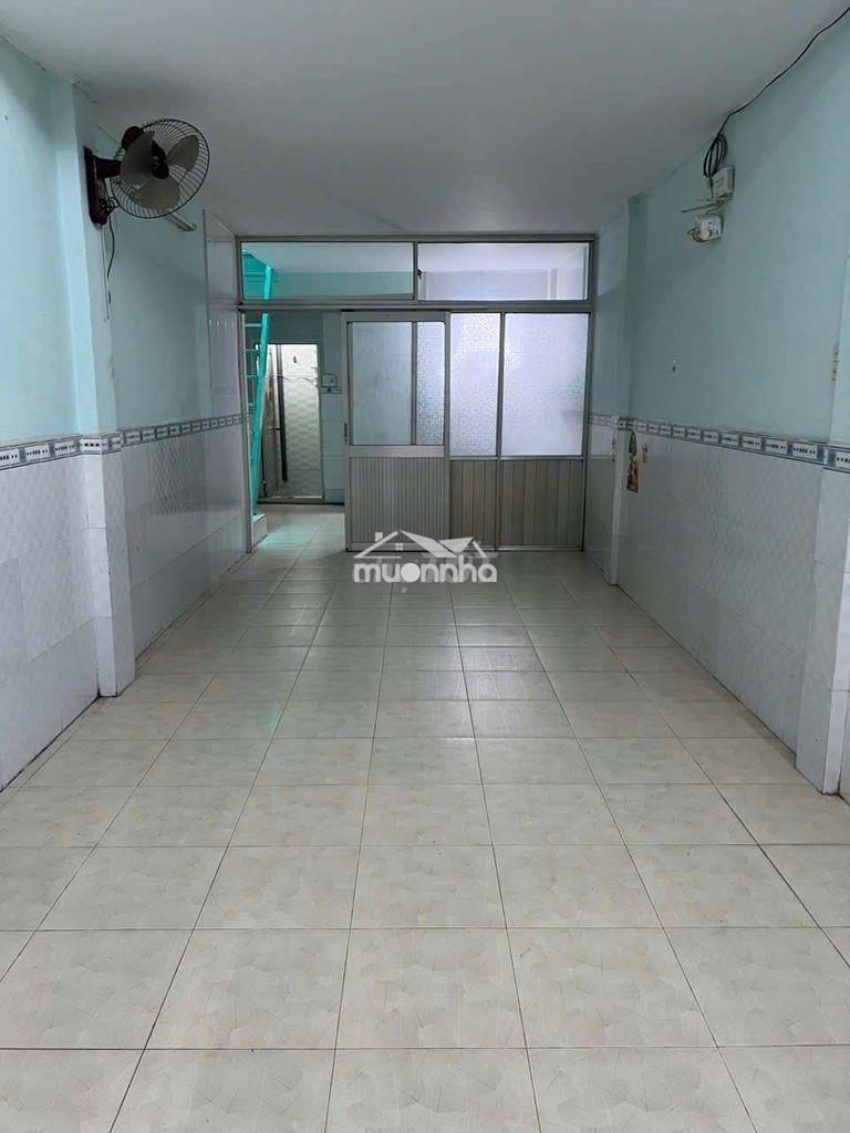 Nhả thuê nguyên căn 1pn 2wc ,nhà ở liền - 2