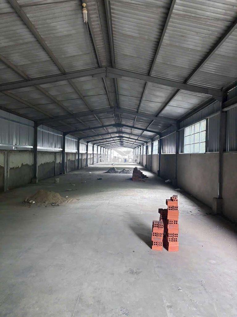 Cho thuê kho xưởng mớ xây 1000m2.đường xe công.giá 35 triệu.thuận an - 4