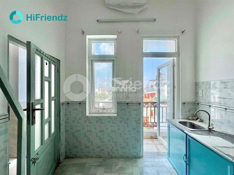 Duplex có ban công riêng siêu thoáng gần đh uth htech ftu và hàng xanh