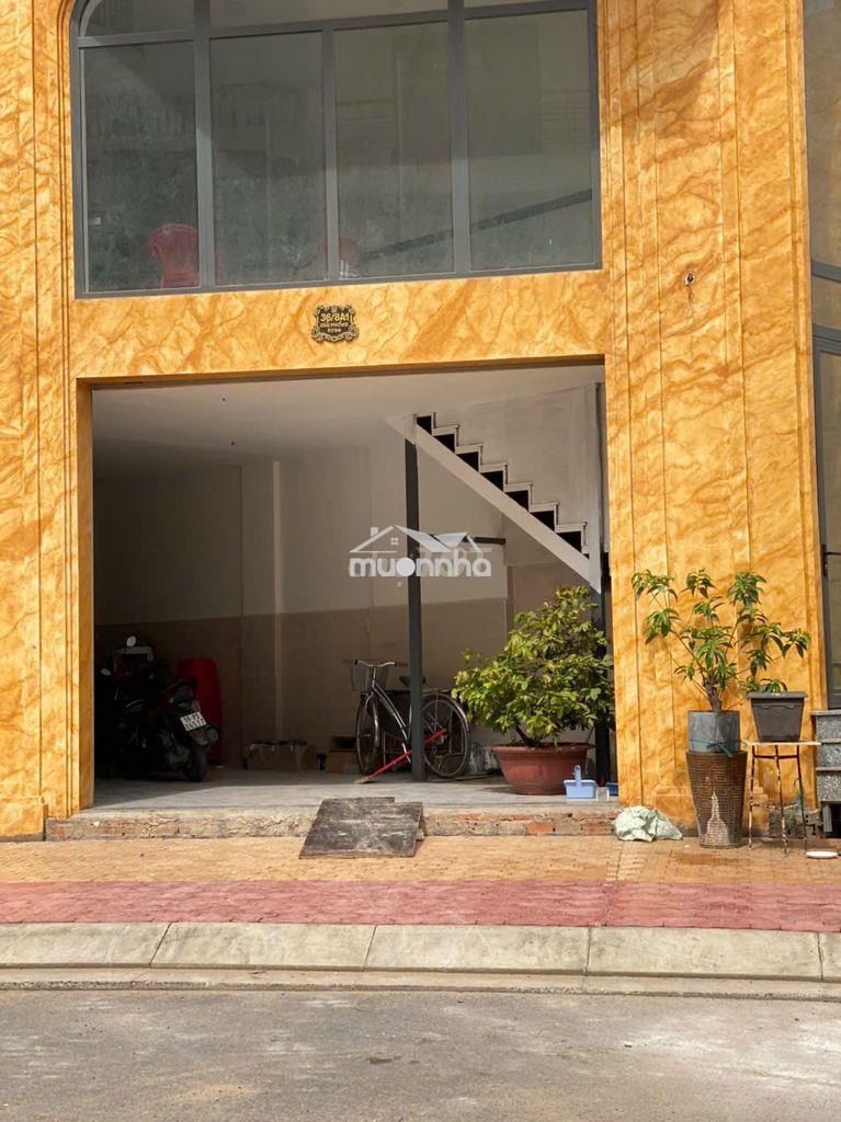 Cho thue van phong mặt tiền khu vực nha ga t3 - 2