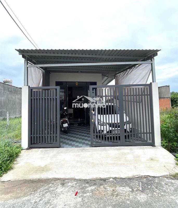 Nhà 84m2 chính chủ, 2pn đối chiện chợ bình chánh ql1a vô 200m
