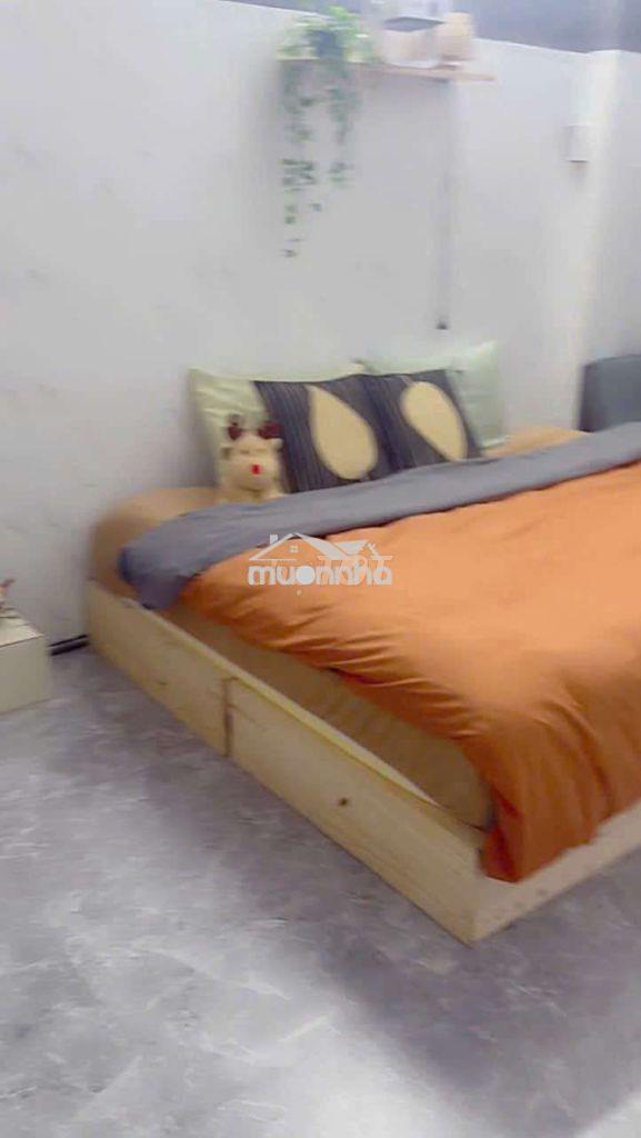 Cho thuê nhà trệt. đường bùi viện phường phạm ngũ lão.quận 1