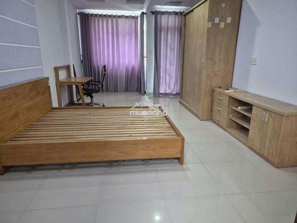 Cho thuê nhà mới đẹp, hxh, có sân thượng, 3pn 5vs - 4