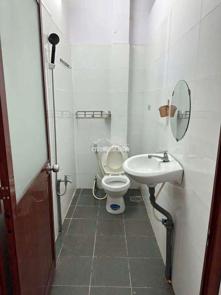 Nhà đẹp - hbg - 2pn, 2wc, có máy lạnh - 4
