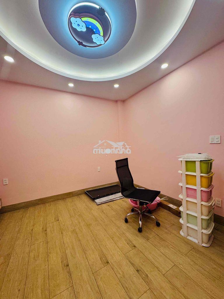 Còn 2 phòng trống nhà đẹp 2,7tr quận tân phú ngay aeon mall