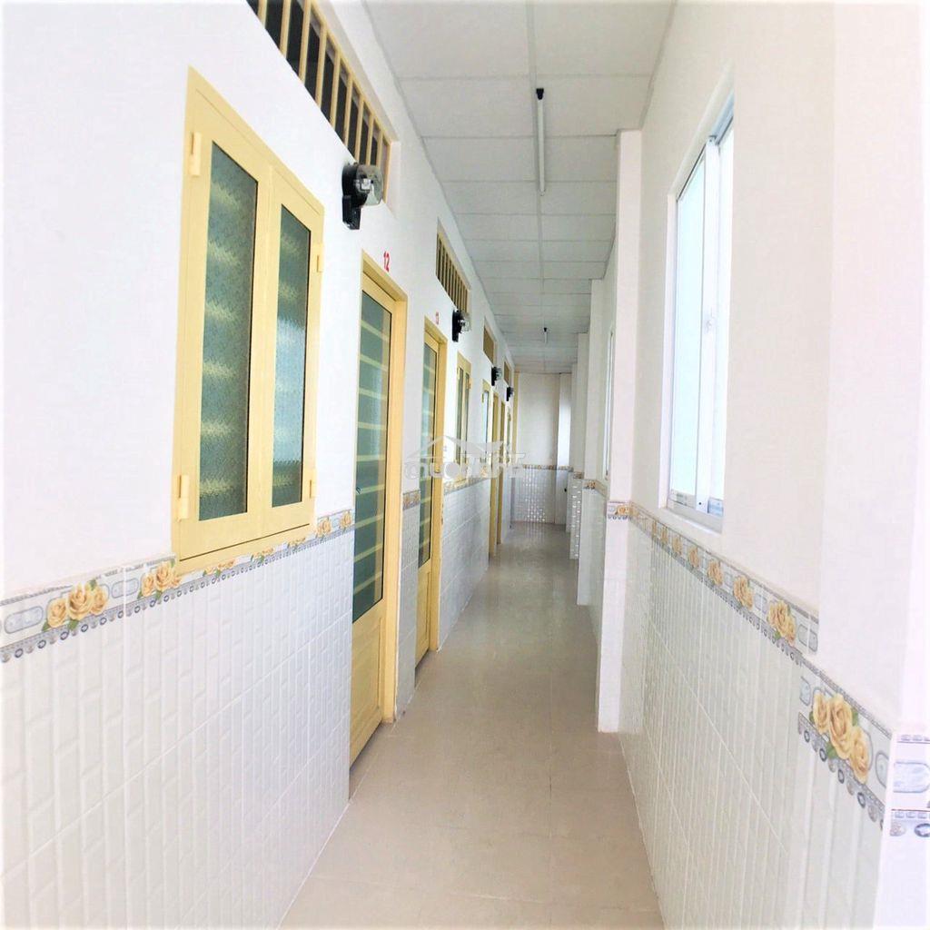 Phòng gác lửng, lầu 1 thang bộ, để xe 2 chiếc free gần kcx tân thuận - 3