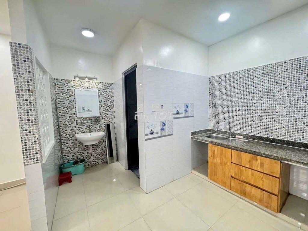 Cần cho thuê nhà pttn chợ lạc quang.dt 4 x15 1 trệt 1 lửng giá 9 triệu - 2