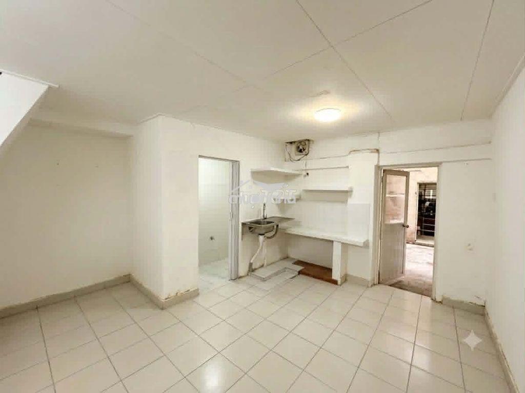 Chỉ 4.95 tỷ sở hữu ngay nhà 3 tầng – đặng trần côn quận 1 - 3
