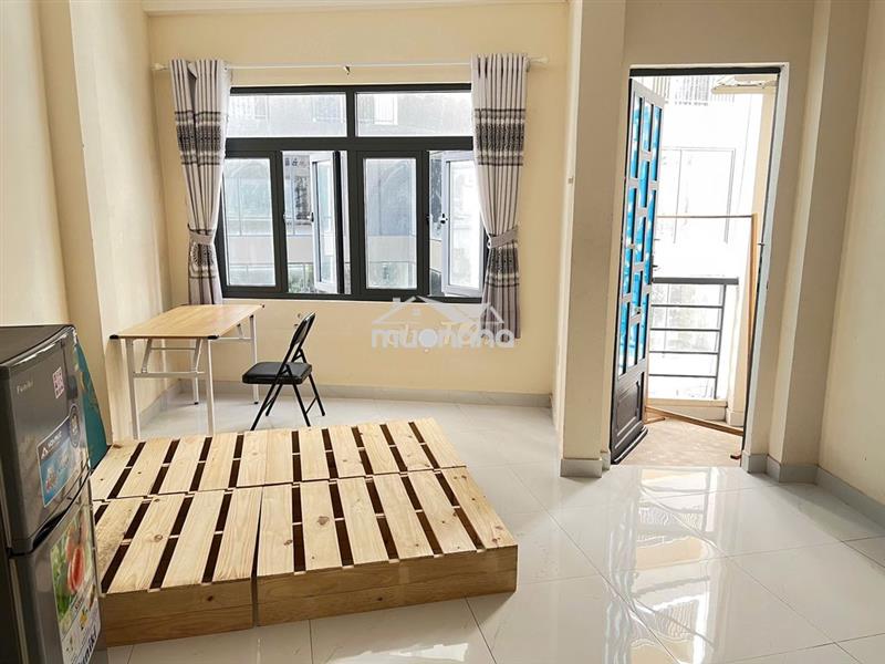 Phòng 1 người 30m2 thành thái full nội thất giờ giấc tự do có ban công