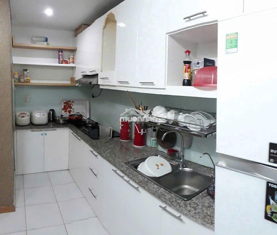 Cho thuê cuối tháng ở cc sài gon tower 2pn 2wc đầy đủ nội thất 9tr/th - 3