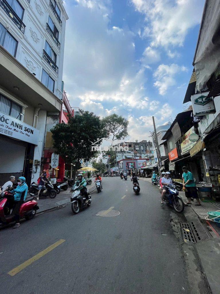 Cho thuê biệt thự 5 tầng. dt 800m2 đất. giá 150tr - 4