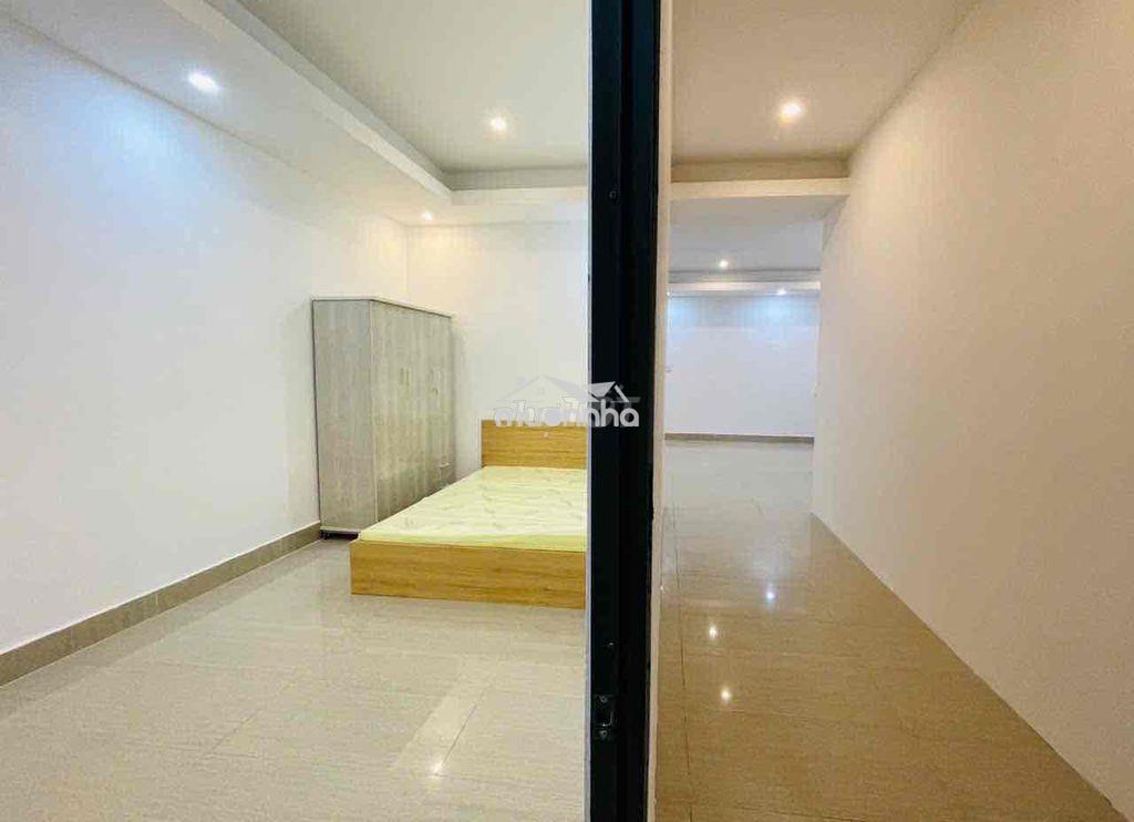 Ch 2 phòng ngủ, ban công, full nội thất ngay cầu tham lương - 4
