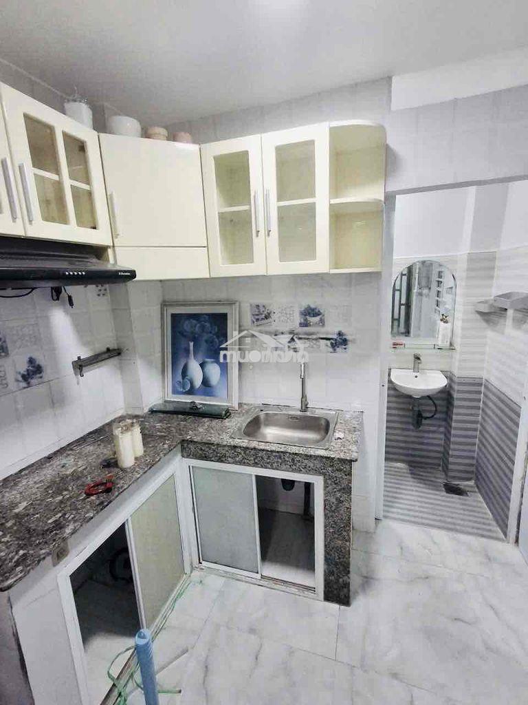 Nhỉnh 3 tỷ - trần nhân tôn quận 5 - 18m2 2 tầng - ở ngay - 4