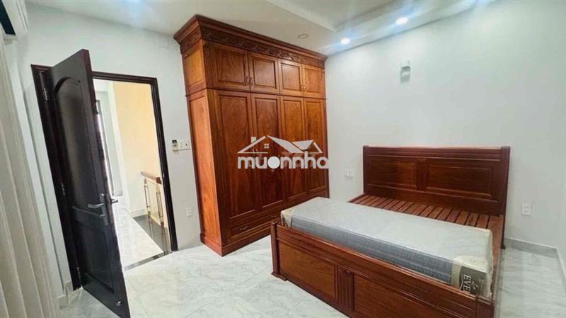 Nhà 4 tầng quận 7 – xe hơi đậu trước nhà – chỉ 20m ra hoàng trọng mâu