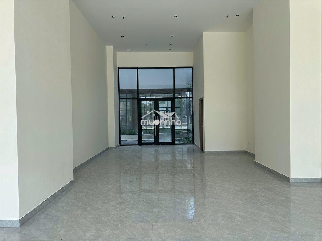 Cho thuê mặt bằng d-aqua q8 - cực đẹp với 2 mặt tiền trước sau 97m² - 3