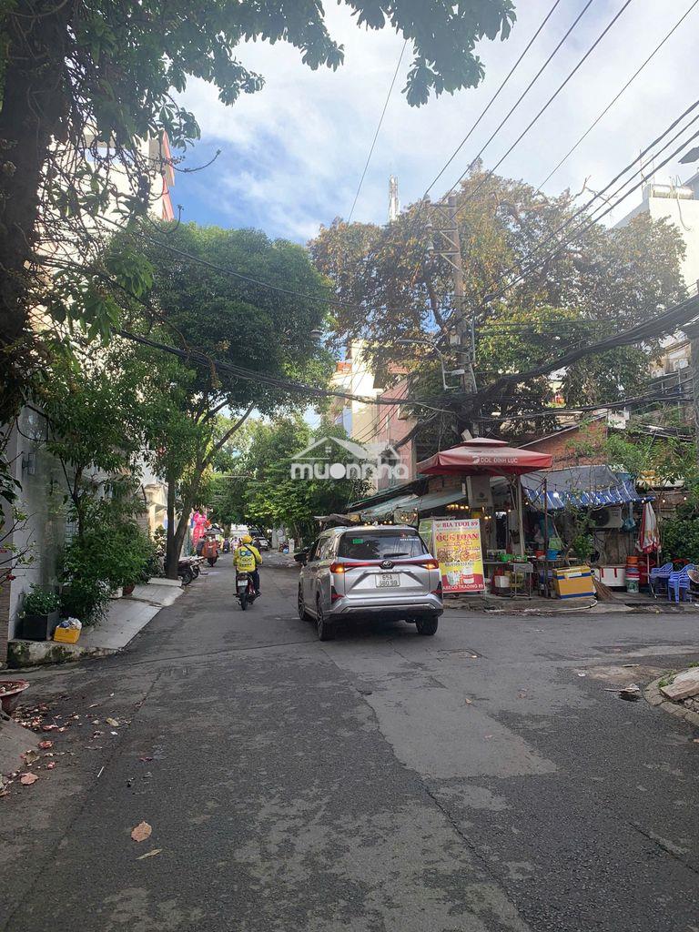 Cho thuê tòa nhà nguyên căn 7 tầng – thang máy – trung tâm quận 10