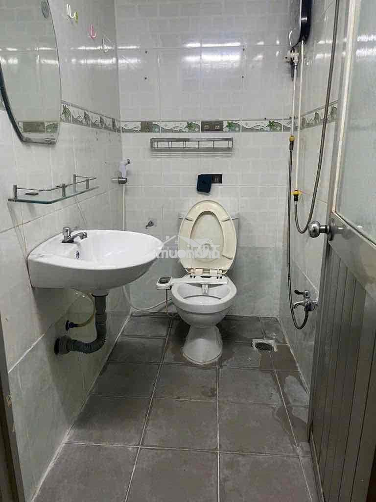 Cho thuê nhà hoàng văn thụ,tân bình,hẻm xe hơi,3pn,3wc - 3