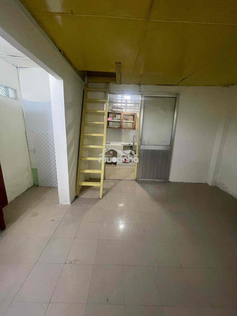 Cho thuê nguyên căn hẻm 214 nguyễn trãi