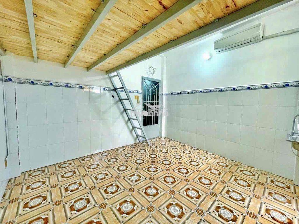 Phòng gác lửng 4tr3 rộng gần cầu chữ y – máy lạnh – q8 - 2