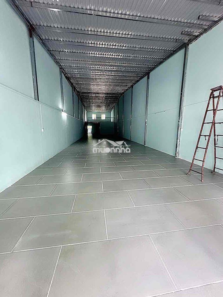 Nhà kho xưởng [ 6,7. x 40m] 1 lửng, 3 pha ,khu đsố 8-12 - 2