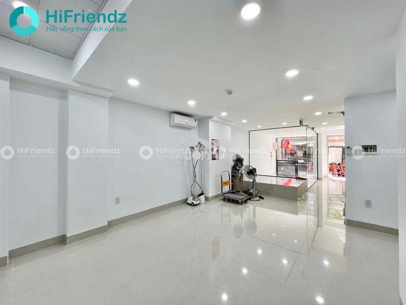 Mặt bằng 1 trệt 1 lầu mặt tiền đường phạm văn bạch