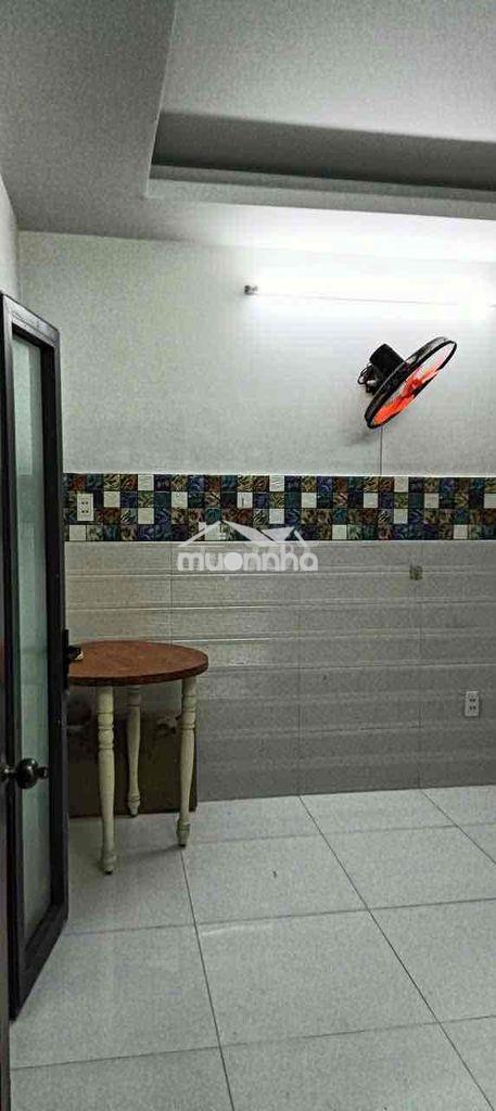 Cho thuê phòng trọ 2,5 triệu số 118 đường hoà bình quận tân phú - 2