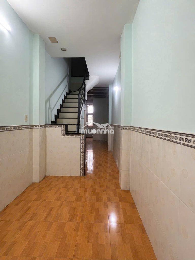 Bán gấp nhà hẻm 241 bến vân đồn, phường vĩnh hội, quận 4 - 3