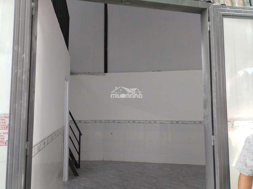 Cho thuê nhà mới xây giá rẻ như nhà trọ - 4