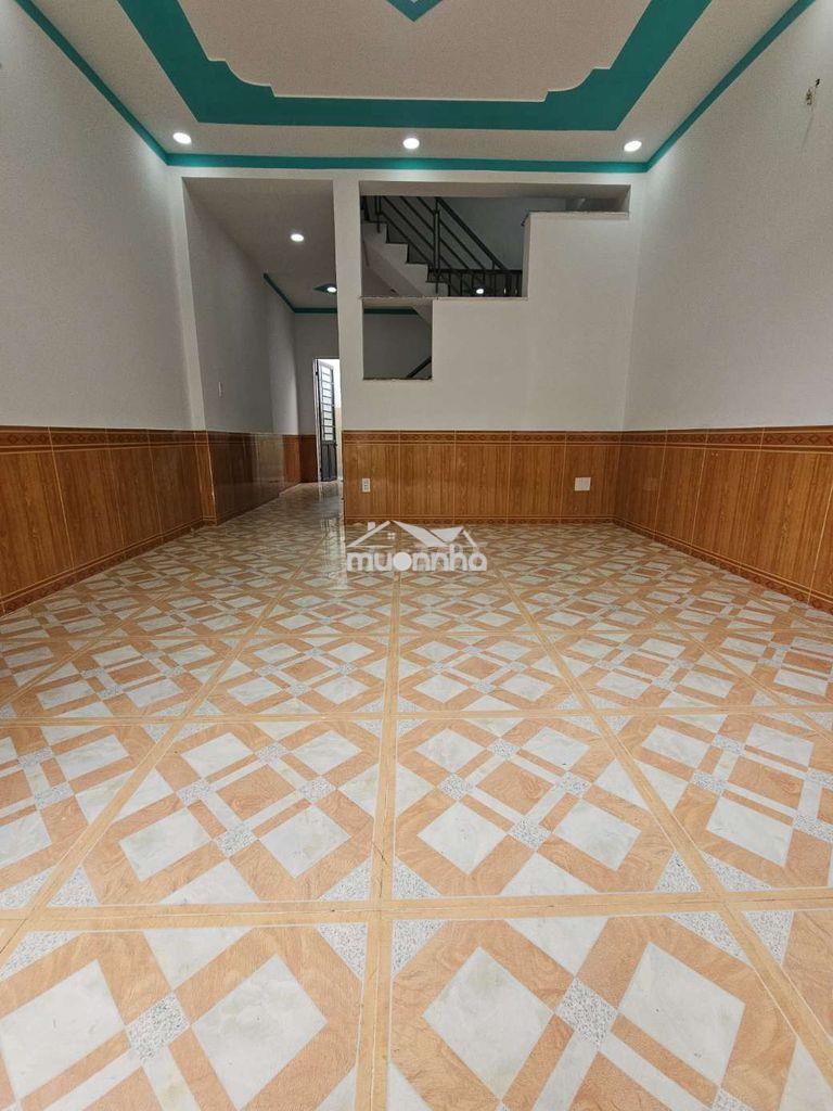 Nhà 1 trệt 1 lầu gần ngã tư miếu ông cù phường thái hòa tân uyên 990tr - 2