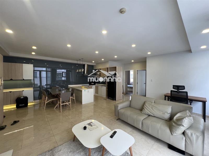 Cho thuê căn góc luxcity 82m 2pn 2uuwc full nội thất giá 15tr