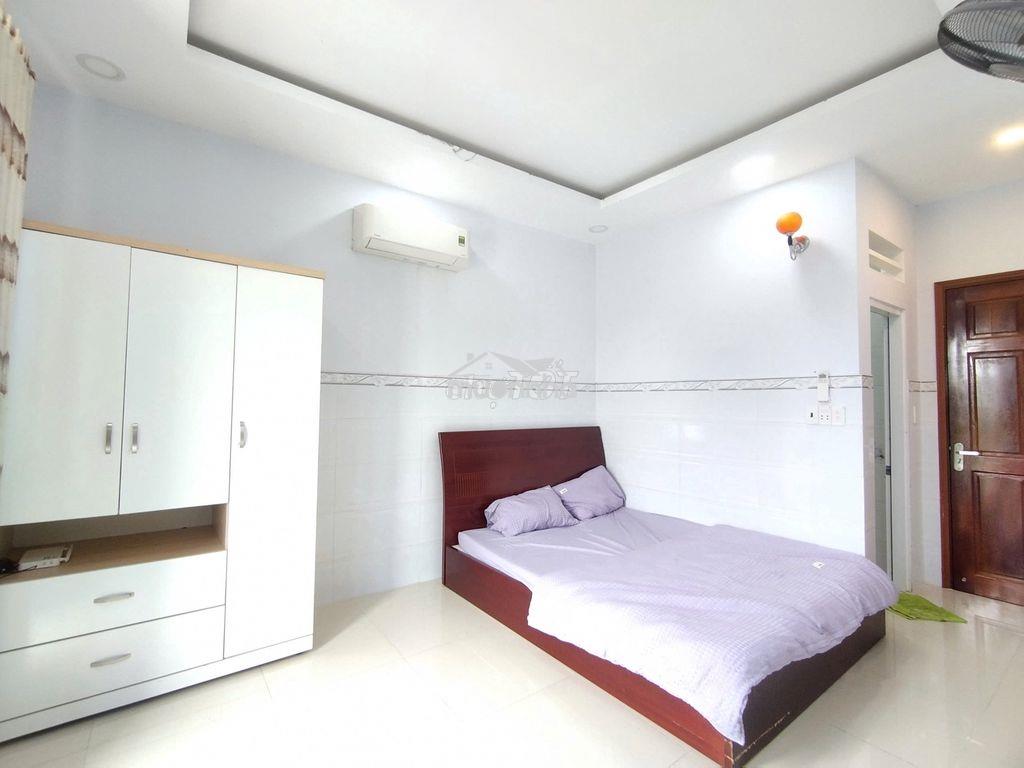 Phòng ban công thoáng đường lò siêu - lãnh binh thắng quận 11  - 3