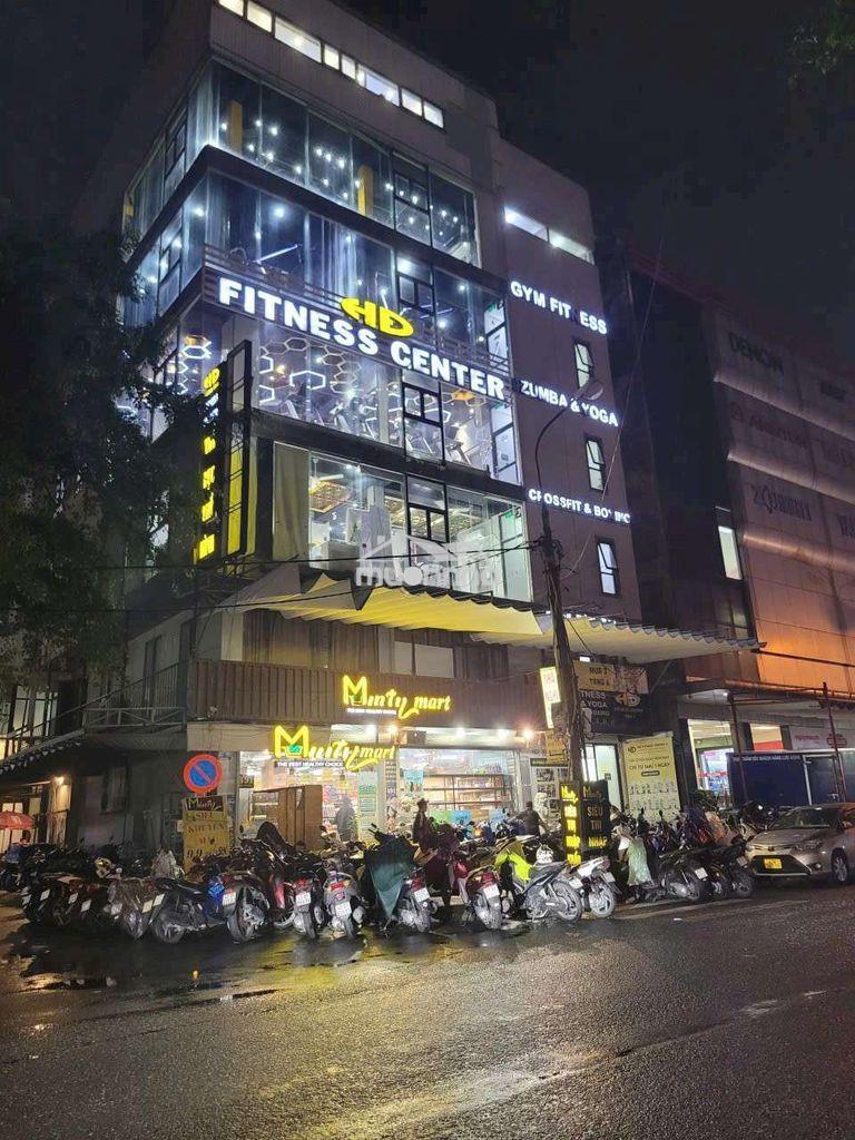 Nhà bán hoặc cho thuê nguueen căn, 3 mặt tiền , đối diện aeon mall