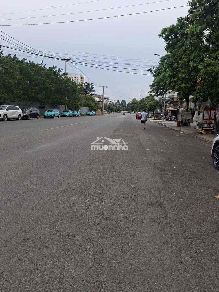 Cho thuê nhà 4.5x20m, lững, 2 lầu, 5pn, đường 30m, kdc an sương, q12 - 2