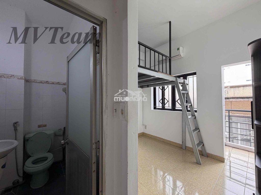 Cho thuê phòng balcon 20m2_gác lửng thoáng_hẻm oto_thành thái quận 10 - 3