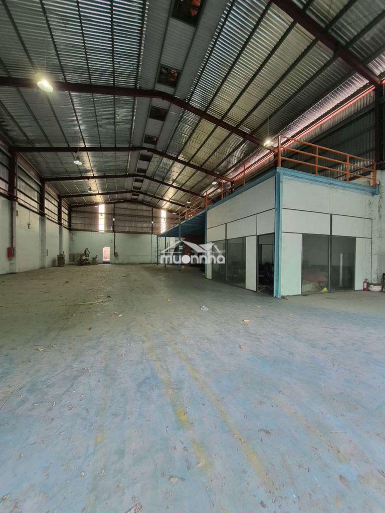 Cho thuê nhà xưởng 1350m2 giá thuê 65 triệu/tháng - 3