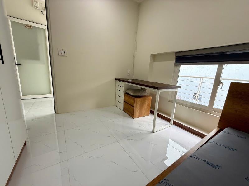Cho thuê căn hộ 2pn 100m2 gần sân bay tân sơn nhất và công viên gia định - 2