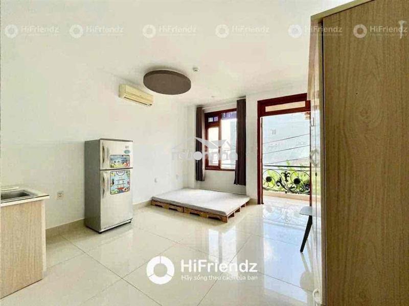 Cho thuê phòng studio ban công ngay tô hiệu âu cơ đầm sen văn hiến