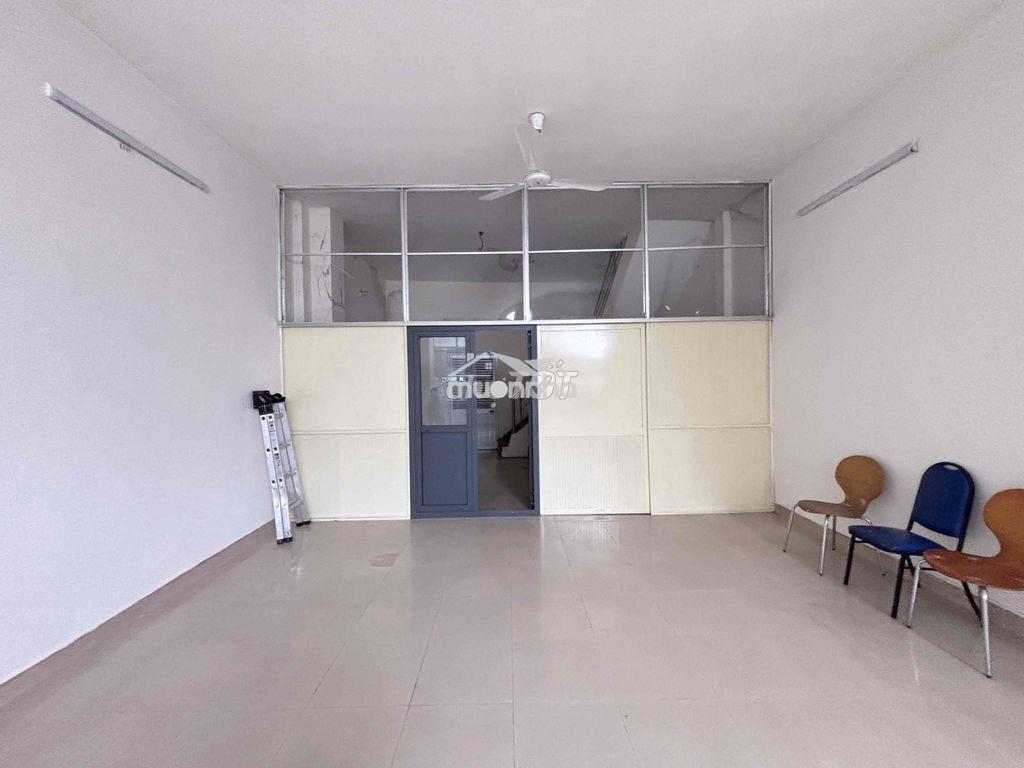 Mặt tiền ngang 5m - gần vòng xoay lý thái tổ - số 45 ngô gia tự, q10 - 3