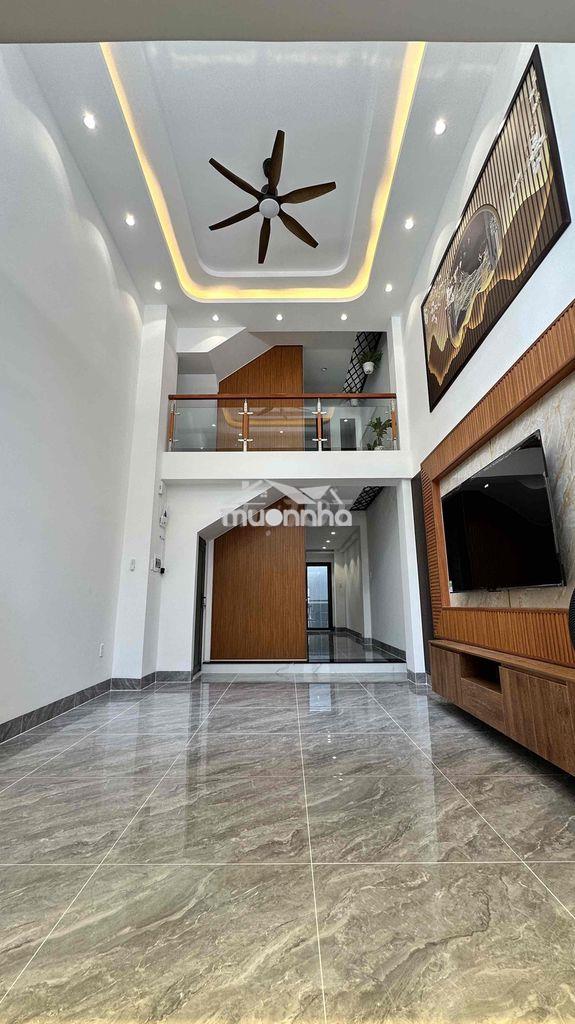 Bán nhà đẹp 4 tầng ,thang mái , full nội thất giá 9,5 tỷ